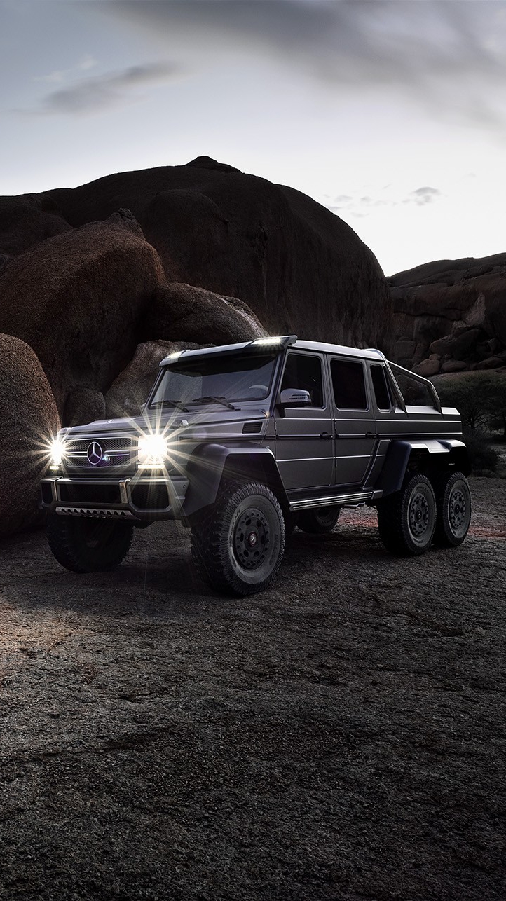 Mercedes-Benz-G63-AMG-6x6-in-Desert-Canyon-Rocks-iPhone-Wallpaper