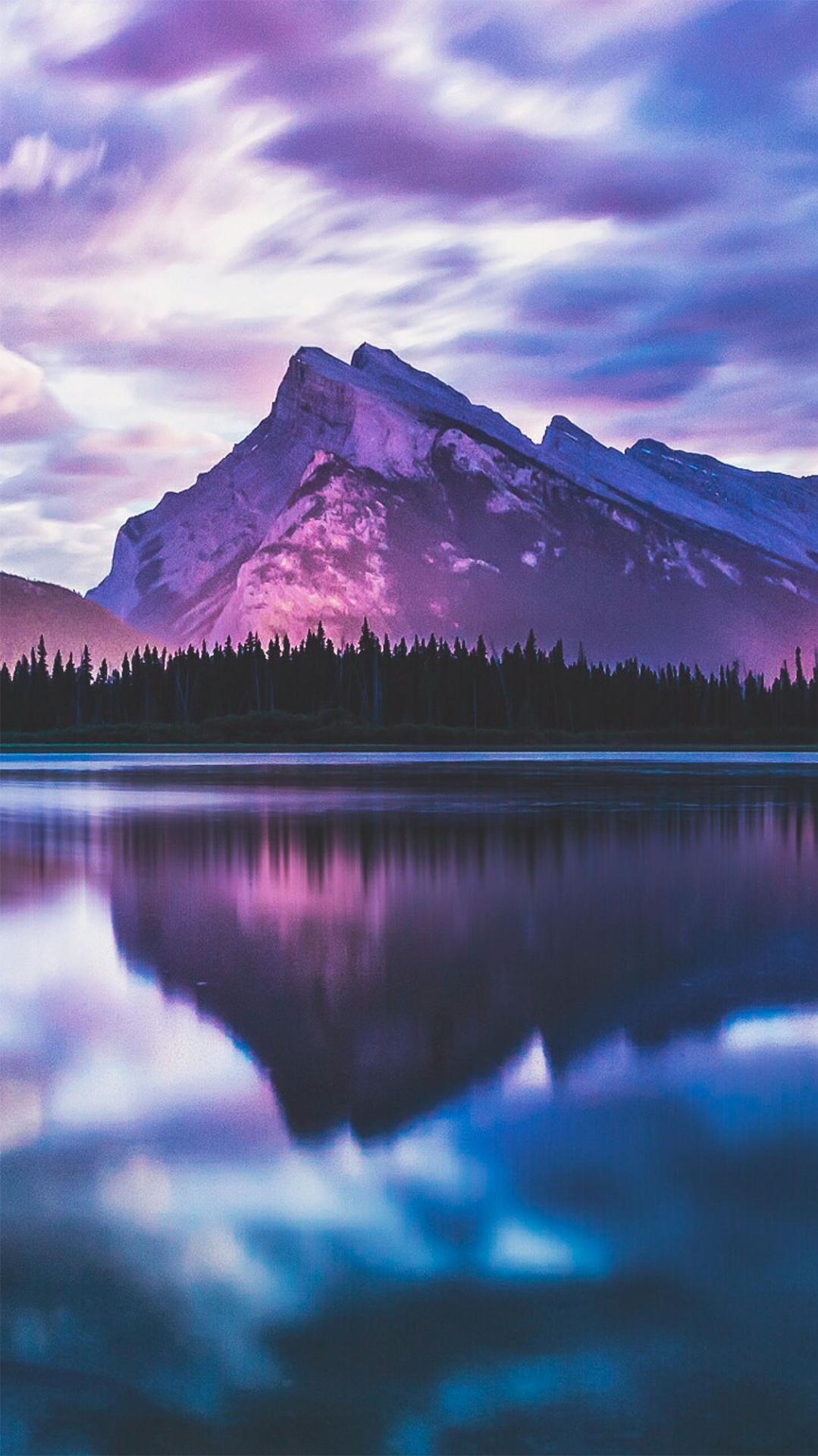 Reflection of sunset in lake Wallpaper 4k Ultra HD ID:11153