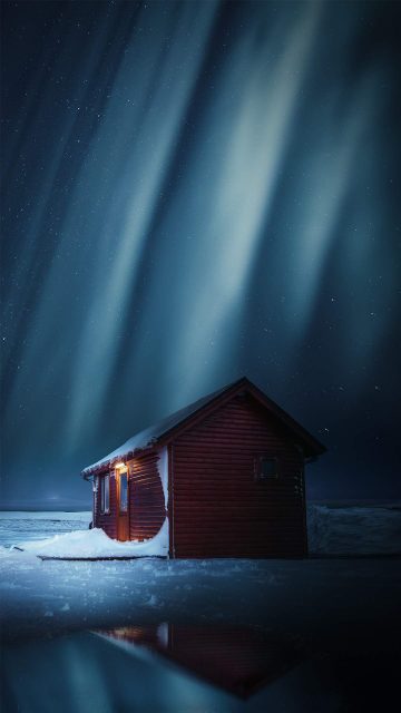 Winter Cabin Nothern Lights iPhone Wallpaper