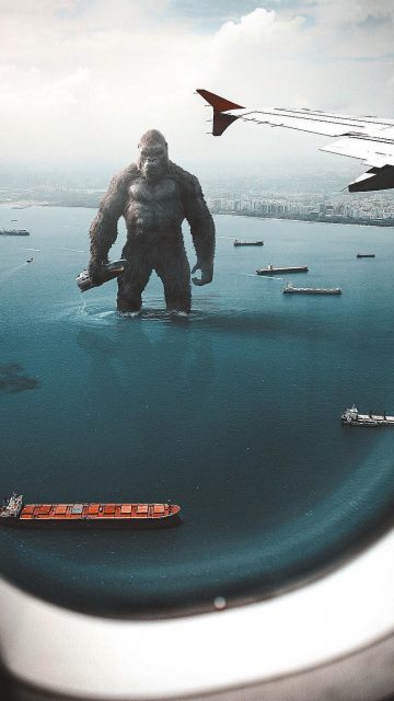 King Kong in Ocean iPhone Wallpaper