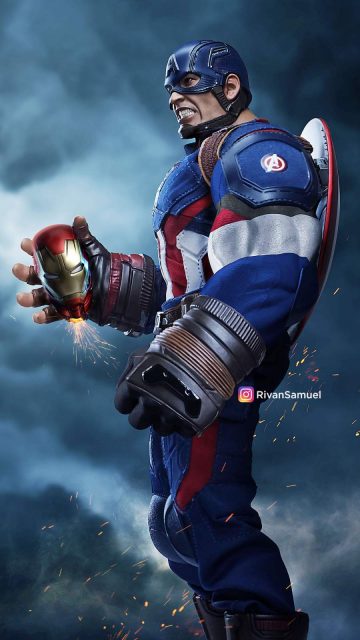 Bulky Captain America iPhone Wallpaper