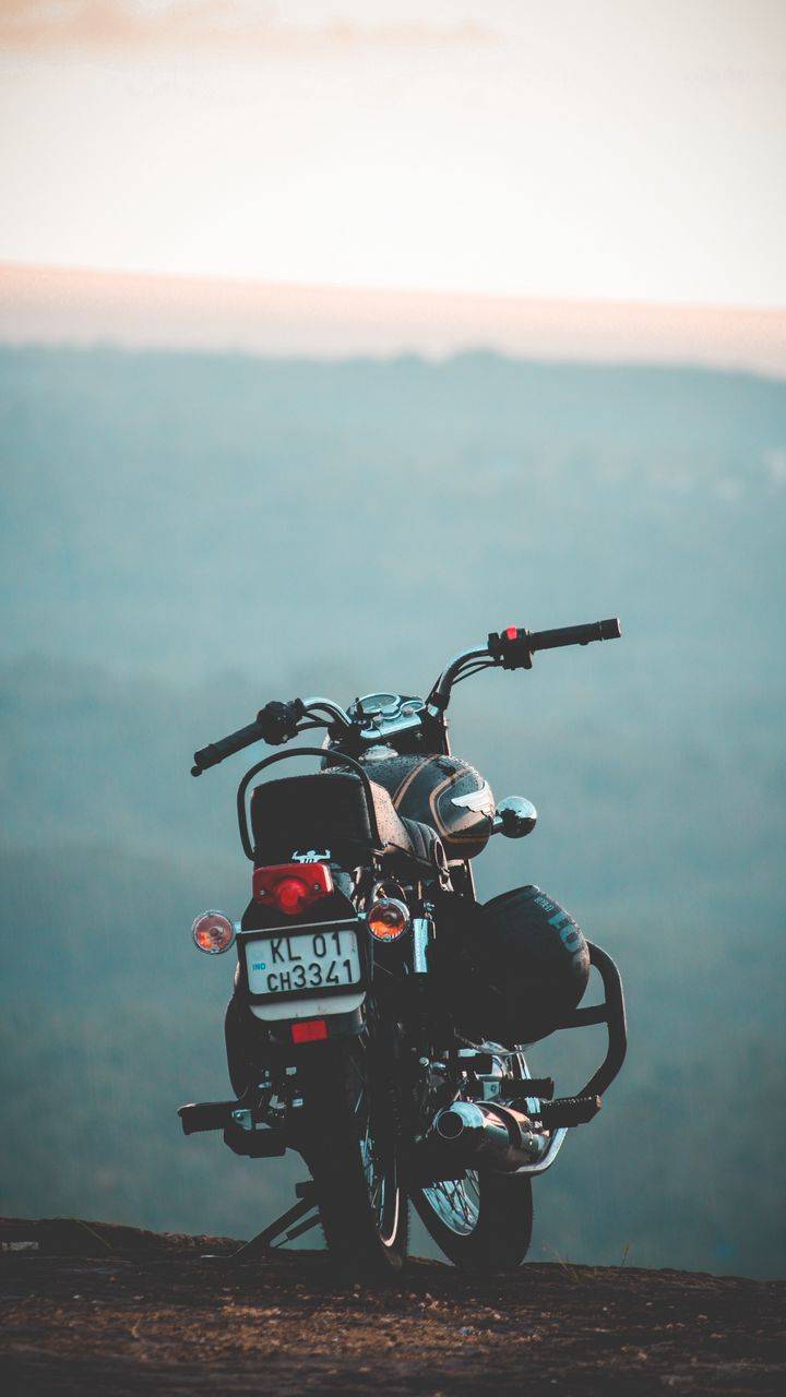 Royal Enfield Bullet Standard - IPhone Wallpapers : iPhone Wallpapers