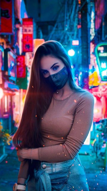 Urban Mask Girl Wallpaper