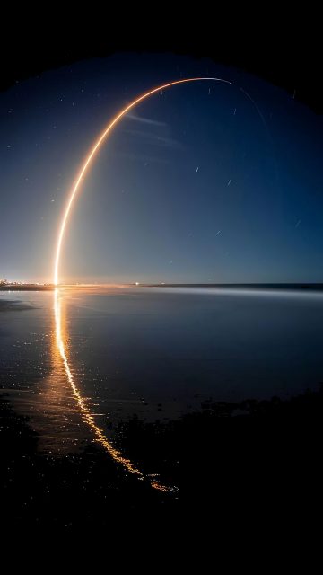 Long exposure photograph of the SpaceX Starlink launch