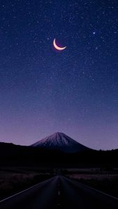 Chasing Luna iPhone Wallpaper