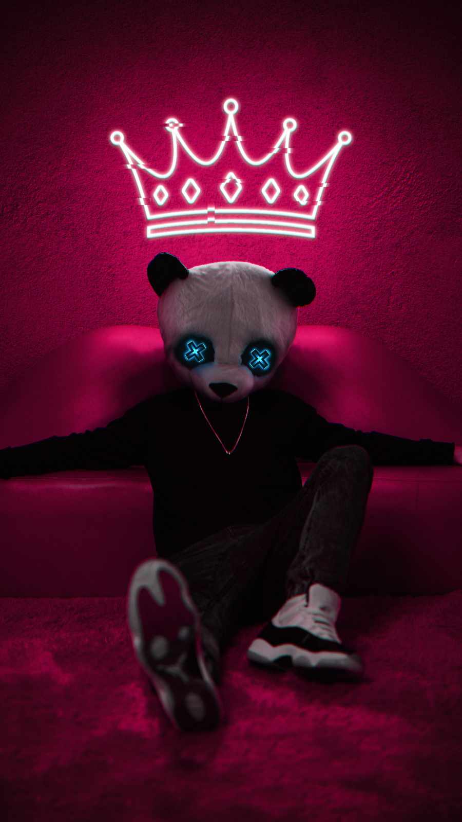King Panda iPhone Wallpaper