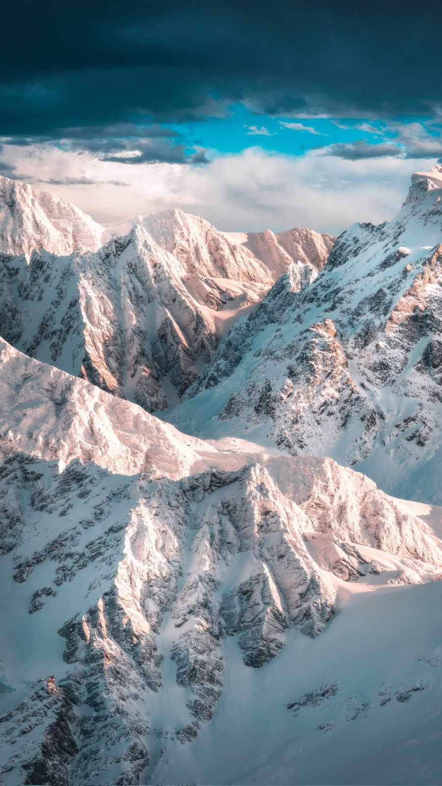 Himaliyan Snow Peaks iPhone Wallpaper