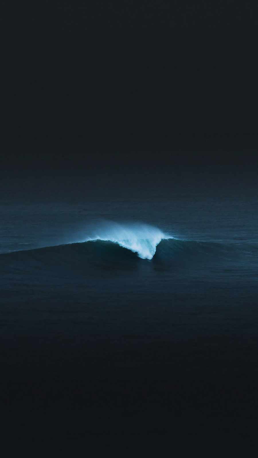 Ocean Wave iPhone Wallpaper