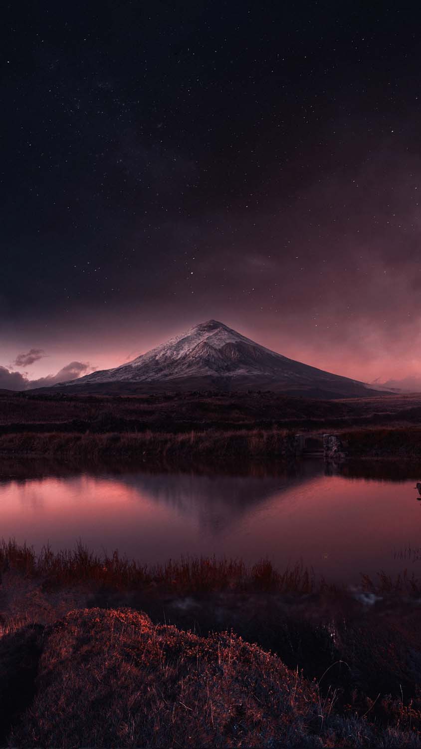 The Mountain Midnight Sky Reflection Wallpaper