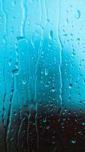 Glass Water Drops iPhone 17 Pro Wallpaper Glass Water Drops iPhone 17 Pro Wallpaper