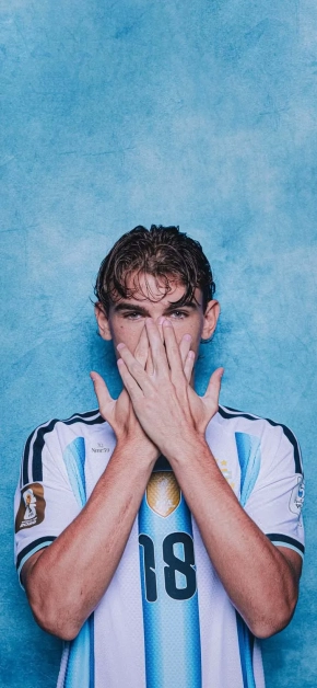 argentina-football-player-face-cover-iphone-wallpaper