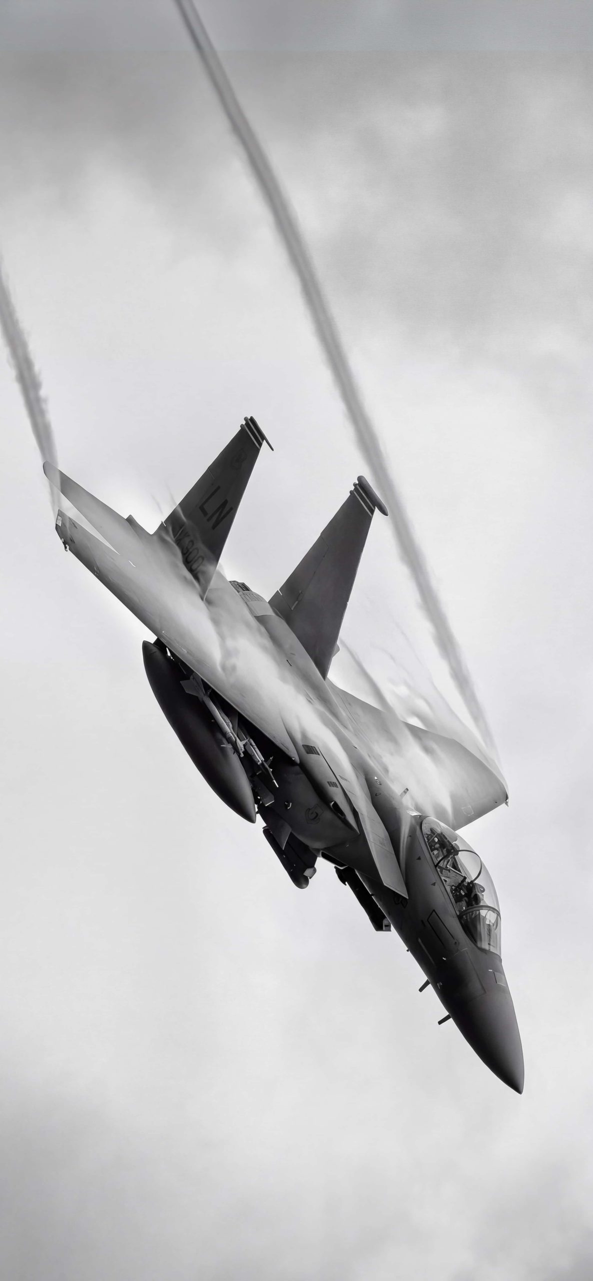 Fighter Jet iPhone Wallpapers 4K | Military Aviation HD Backgrounds 4 f-15-eagle-fighter-jet-vapor-trails-black-and-white-wallpaper