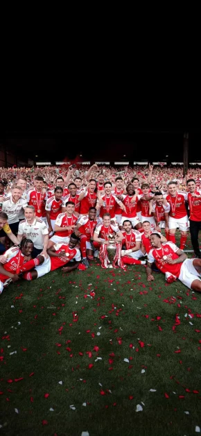 Arsenal Premier League Champions Wallpapers : Download HD iPhone Backgrounds 4