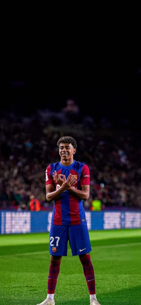 Lamine Yamal Football Wallpapers for iPhone (4K/HD) 5 lamine-yamal-barcelona-celebration-iphone-wallpaper