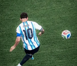 Lionel Messi FIFA iPhone Wallpapers | HD & 4K Backgrounds 3 messi-argentina-10-jersey-running-with-ball-top-view-pitch-wallpaper