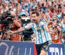 Lionel Messi FIFA iPhone Wallpapers | HD & 4K Backgrounds 9 messi-arms-wide-open-running-celebration-sideline-cameras-argentina-wallpaper