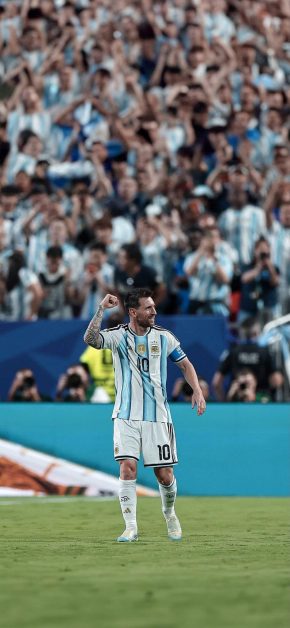Best Lionel Messi Wallpapers for iPhone: Download Free HD Backgrounds 19 messi-fist-pump-celebration-argentina-hd-wallpaper