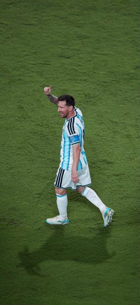Best Lionel Messi Wallpapers for iPhone: Download Free HD Backgrounds 20 messi-goat-shadow-argentina-football-phone-background