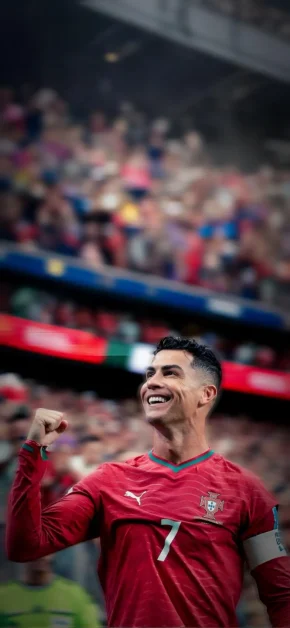 Cristiano Ronaldo World Cup iPhone Wallpapers | 4K & HD 16 ronaldo-portugal-7-smiling-fist-pump-stadium-world-cup-2026-wallpaper